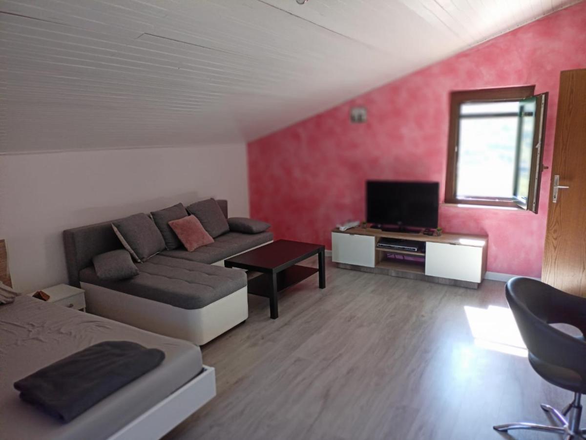Saleto Apartma Jagodje 外观 照片